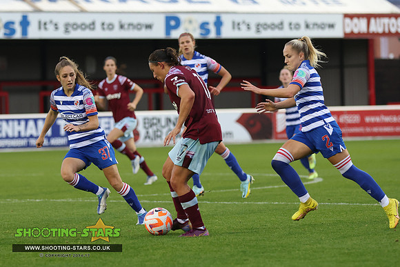 221023 Reading FCW v Westham UFCW-0323