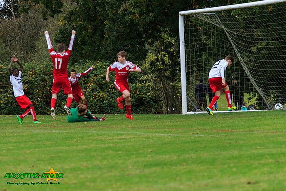 141018 maidenhead U13 v Binfield 1-1 (59)