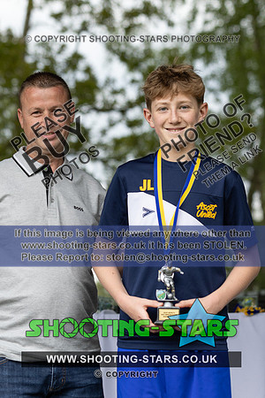 240505 AU Pres U14-0102