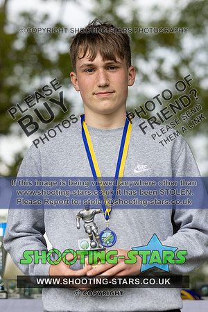 240505 AU Pres U14-0112