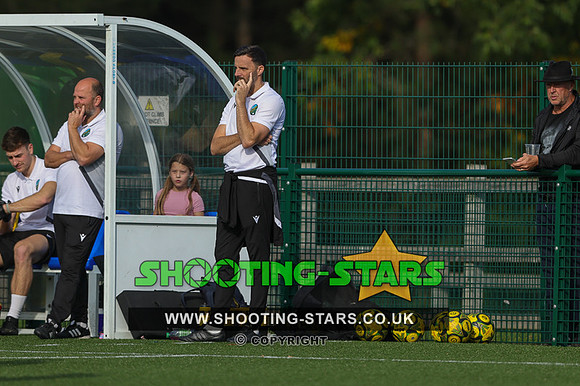 251011 Ascot v Bedfont-0138