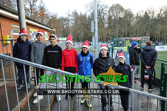 251206 Ascot Fans Mascots-0003