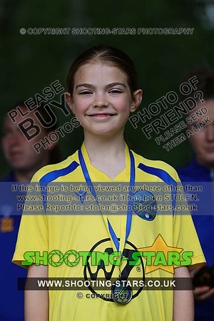 Ascot-Girls-2006Pres-0035