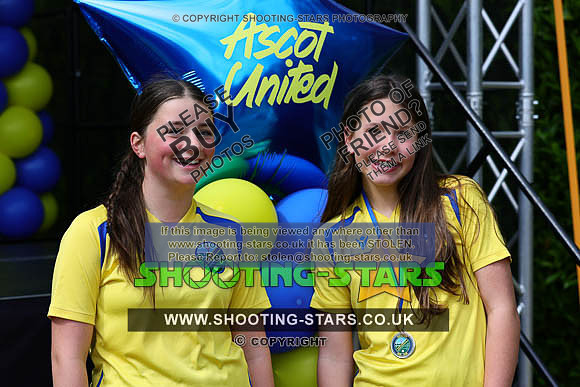 Ascot-Girls-2006Pres-0155