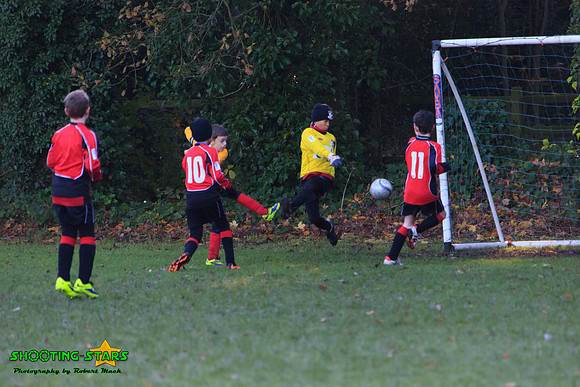 131123 B Cavaliers U9 v Pinewood Pumas 0-3 205
