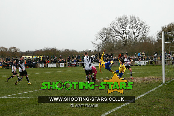 230311 Ascot v W Didsbury Chrton FAVase-0150