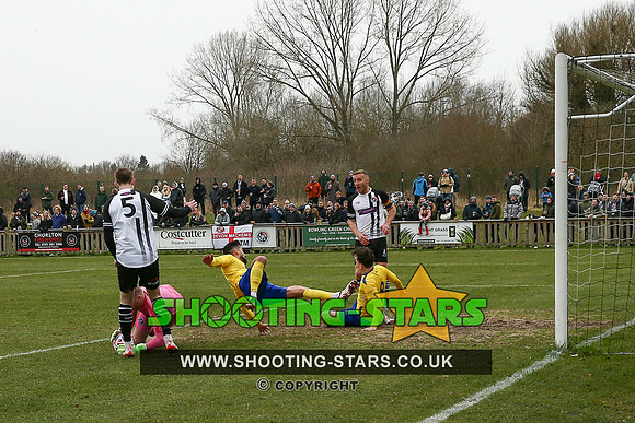230311 Ascot v W Didsbury Chrton FAVase-0151