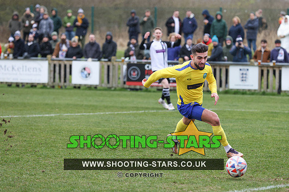 230311 Ascot v W Didsbury Chrton FAVase-0152