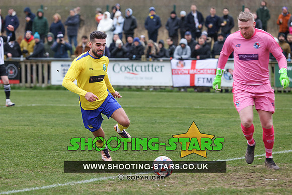 230311 Ascot v W Didsbury Chrton FAVase-0154