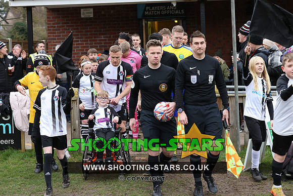 230311 Ascot v W Didsbury Chrton FAVase-0103