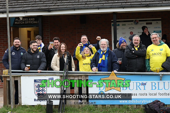 230311 Ascot v W Didsbury Chrton FAVase-0004