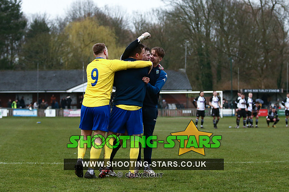 230311 Ascot v W Didsbury Chrton FAVase-0754