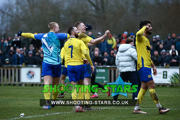 230311 Ascot v W Didsbury Chrton FAVase-0762