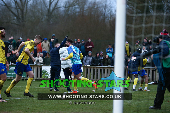 230311 Ascot v W Didsbury Chrton FAVase-0765