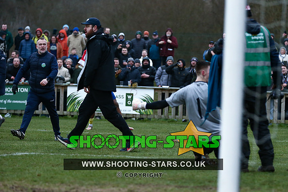 230311 Ascot v W Didsbury Chrton FAVase-0773