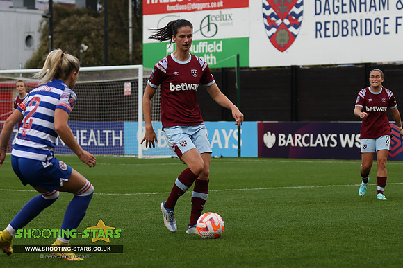 221023 Reading FCW v Westham UFCW-0415