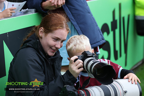 221023 Reading FCW v Westham UFCW-0486