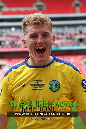 Ascot v Newport FA Vase Wembley-2018