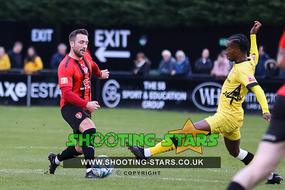 230426 Bracknell Town v Chesham UTD-0137