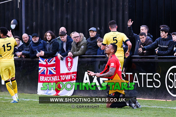 230426 Bracknell Town v Chesham UTD-0154