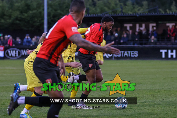 230426 Bracknell Town v Chesham UTD-0227