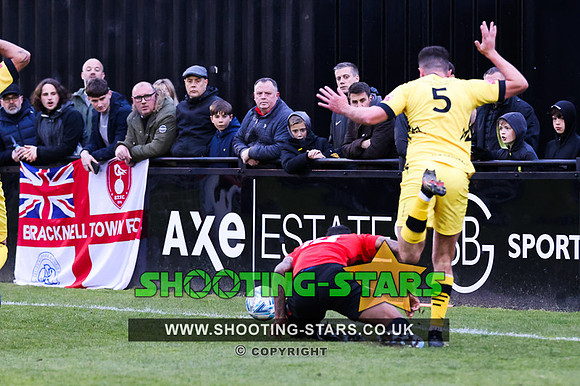 230426 Bracknell Town v Chesham UTD-0149