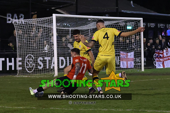 230426 Bracknell Town v Chesham UTD-0542
