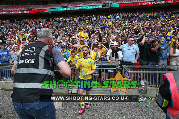 Ascot v Newport FA Vase Wembley-2147