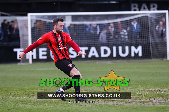230426 Bracknell Town v Chesham UTD-0113