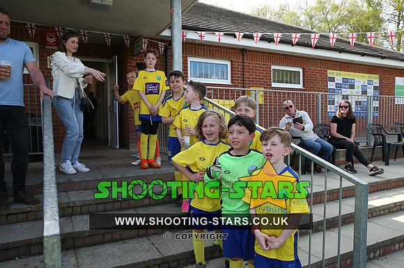 230430 Ascot v N Greenford Mascots-0001