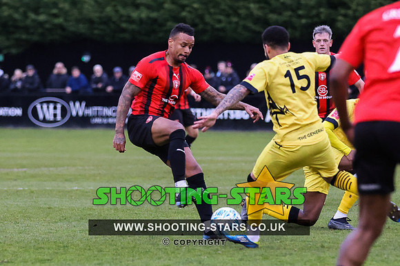 230426 Bracknell Town v Chesham UTD-0132