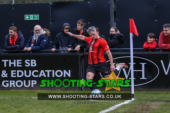 230426 Bracknell Town v Chesham UTD-0210