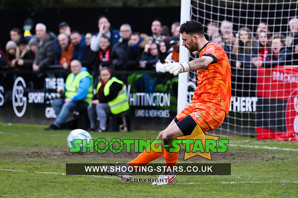 230426 Bracknell Town v Chesham UTD-0157