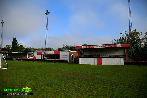 Bracknell Town 22May2016-0019