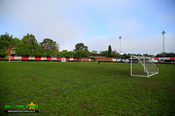 Bracknell Town 22May2016-0016