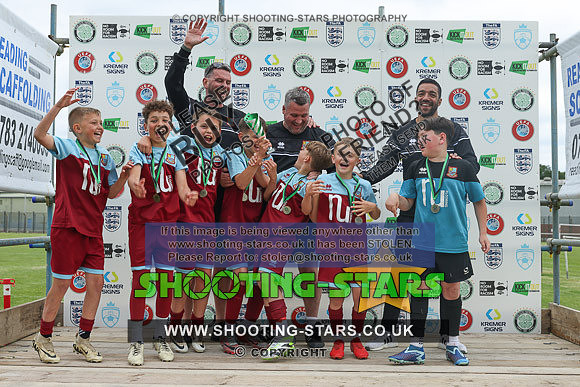 U11EC24PRES-0026