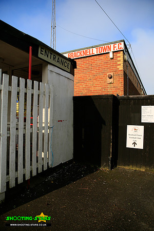 Bracknell Town 22May2016-0029