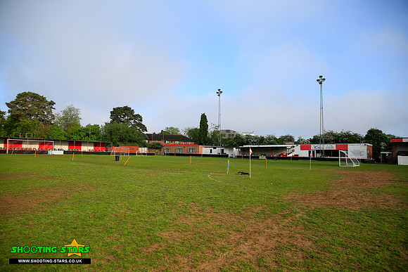 Bracknell Town 22May2016-0018