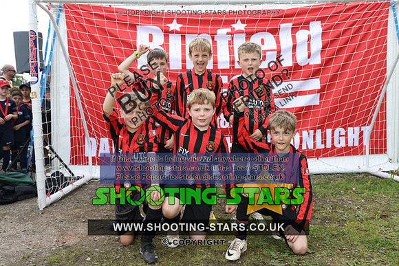 U8BFC24PRES-0059