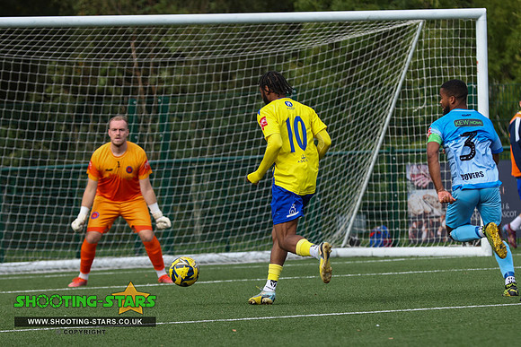 230930 Ascot v Sut Com Rovers-0128