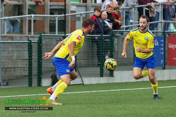 230930 Ascot v Sut Com Rovers-0032