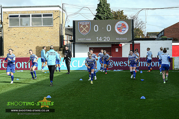 221023 Reading FCW v Westham UFCW-0041