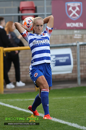 221023 Reading FCW v Westham UFCW-0253