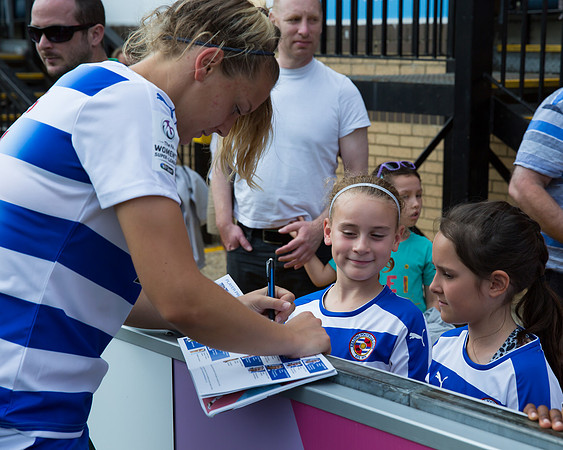 Shooting-Stars Reading v Notts County-0501