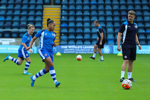 Shooting-Stars Reading v Notts County-0034