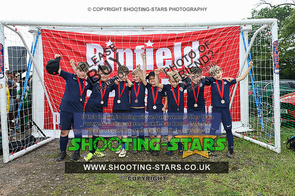 U8BFC24PRES-0013