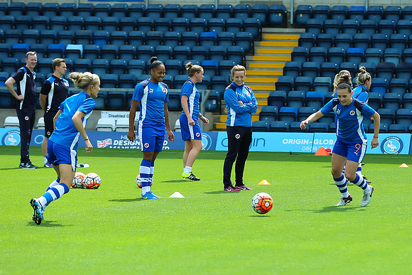 Shooting-Stars Reading v Notts County-0054