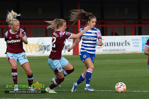 221023 Reading FCW v Westham UFCW-0192