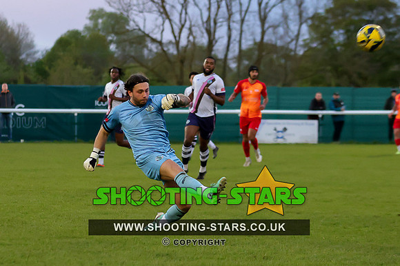 240416 Binfield v CorinCas-0063