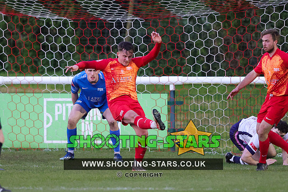 240416 Binfield v CorinCas-0078